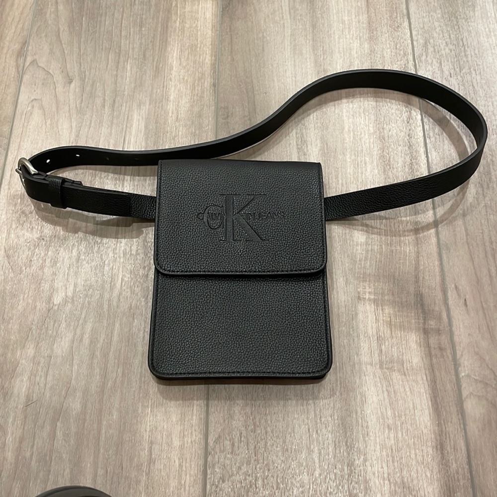 Calvin Klein Belt Bag!! Perfect Condition!!